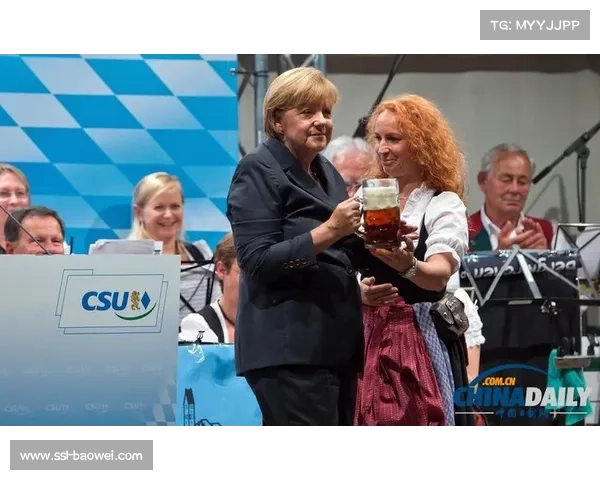 施特芬-默克尔称营收纪录体现了足球的社会影响力 施特芬-默克尔称营收纪录体现了足球的社会影响力